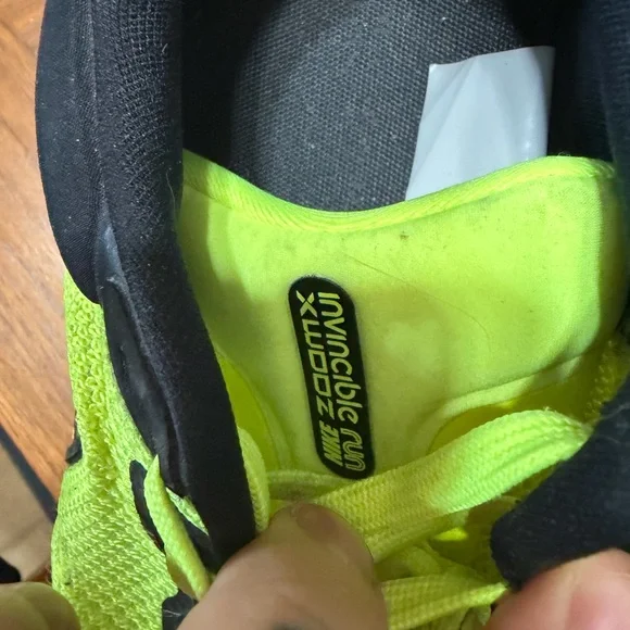 Nike Invincible - Picture 3 of 3